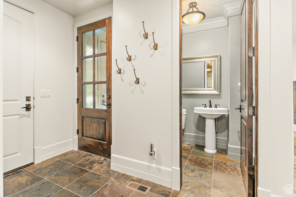 1095 N 700 W American Fork, UT 84003