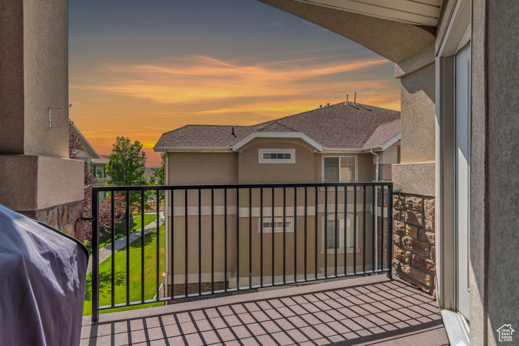 Balcony featuring area for grilling