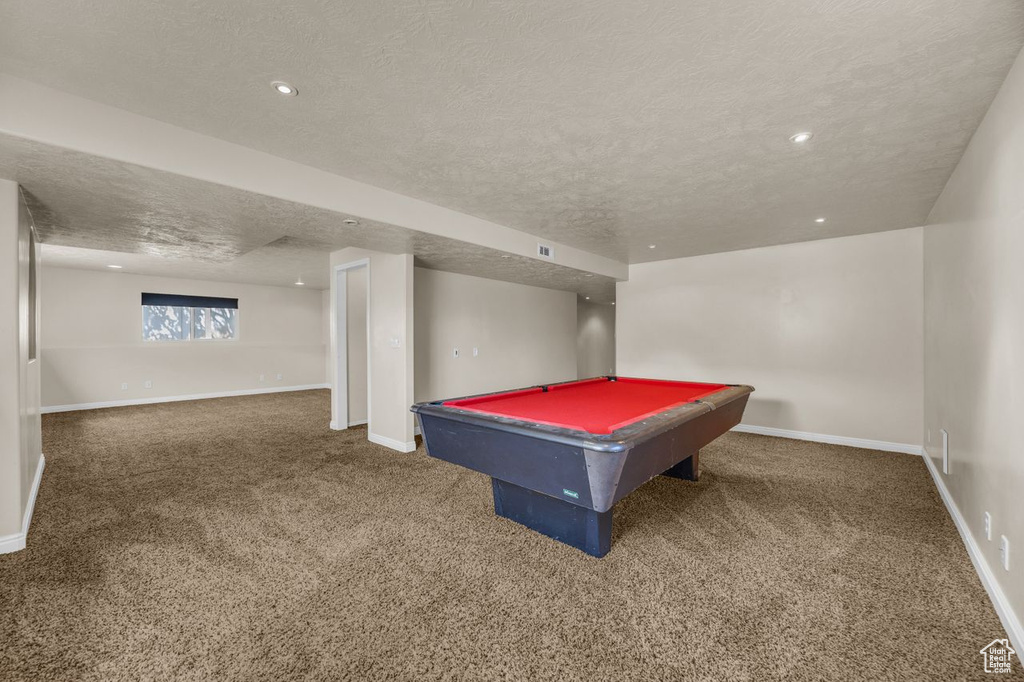 Playroom with carpet flooring, a textured ceiling, billiards table, and recessed lighting