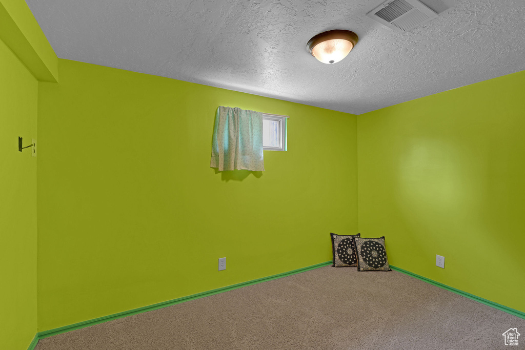 522 E DIANA ST. South Ogden, UT 84403