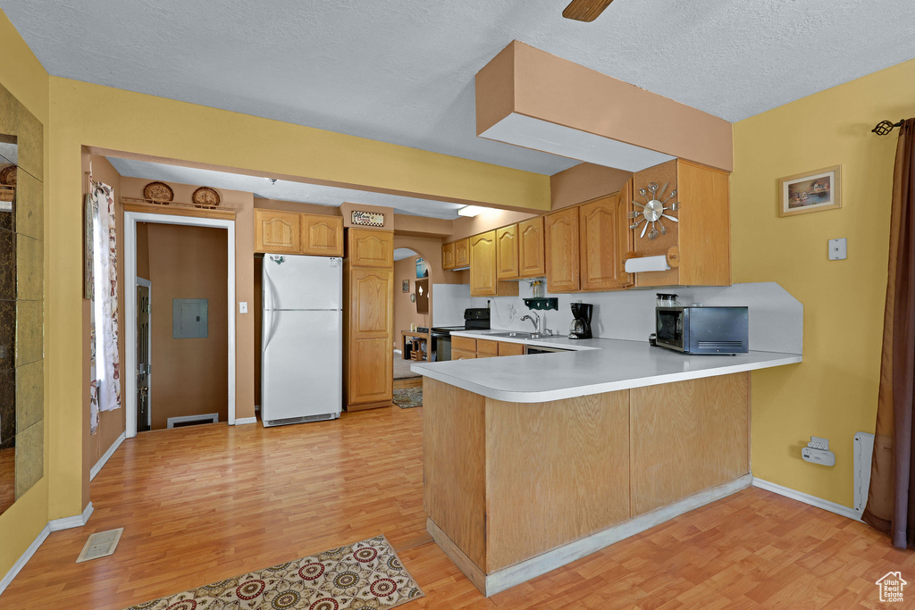 522 E DIANA ST. South Ogden, UT 84403