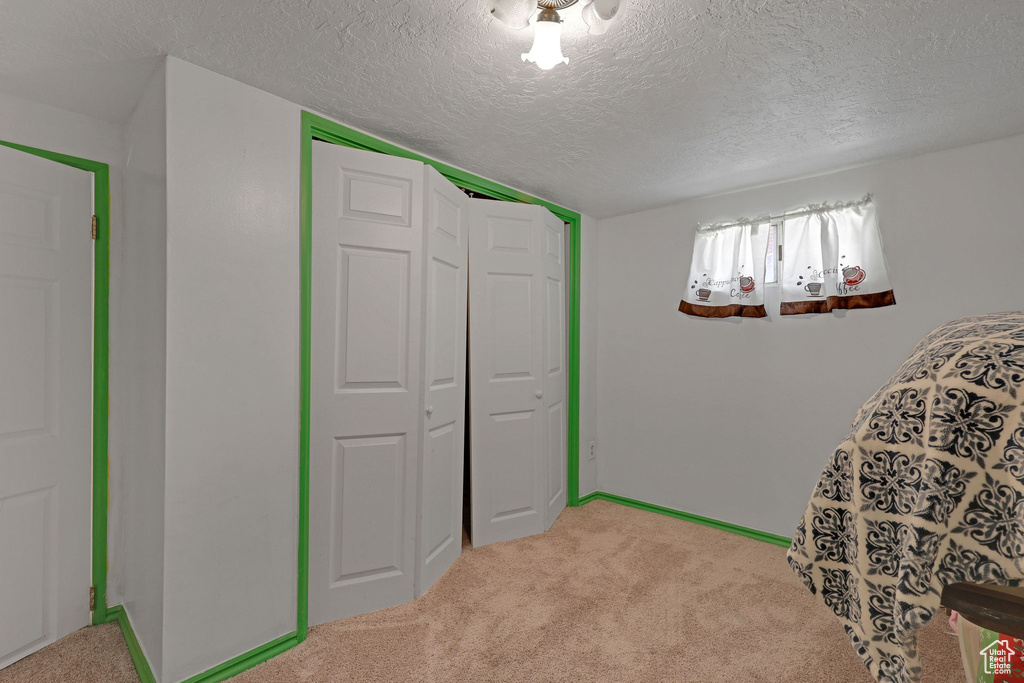 522 E DIANA ST. South Ogden, UT 84403