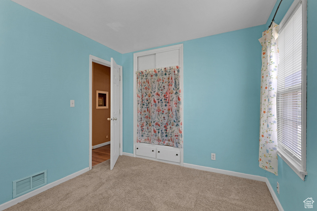 522 E DIANA ST. South Ogden, UT 84403
