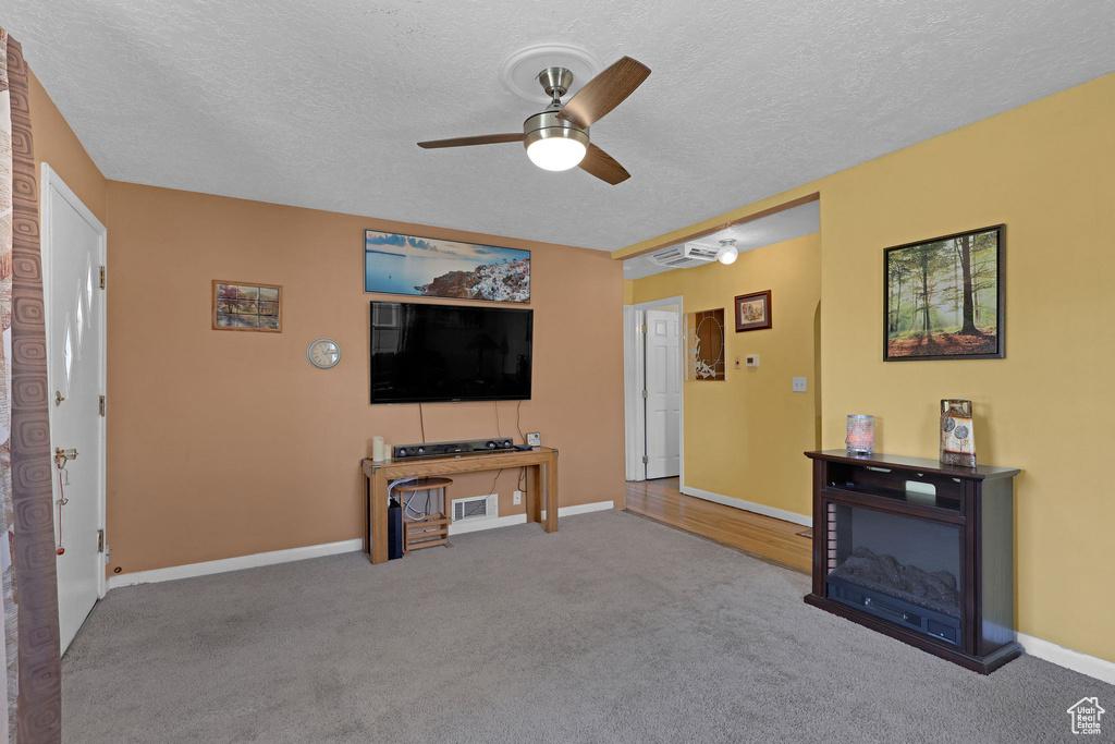 522 E DIANA ST. South Ogden, UT 84403