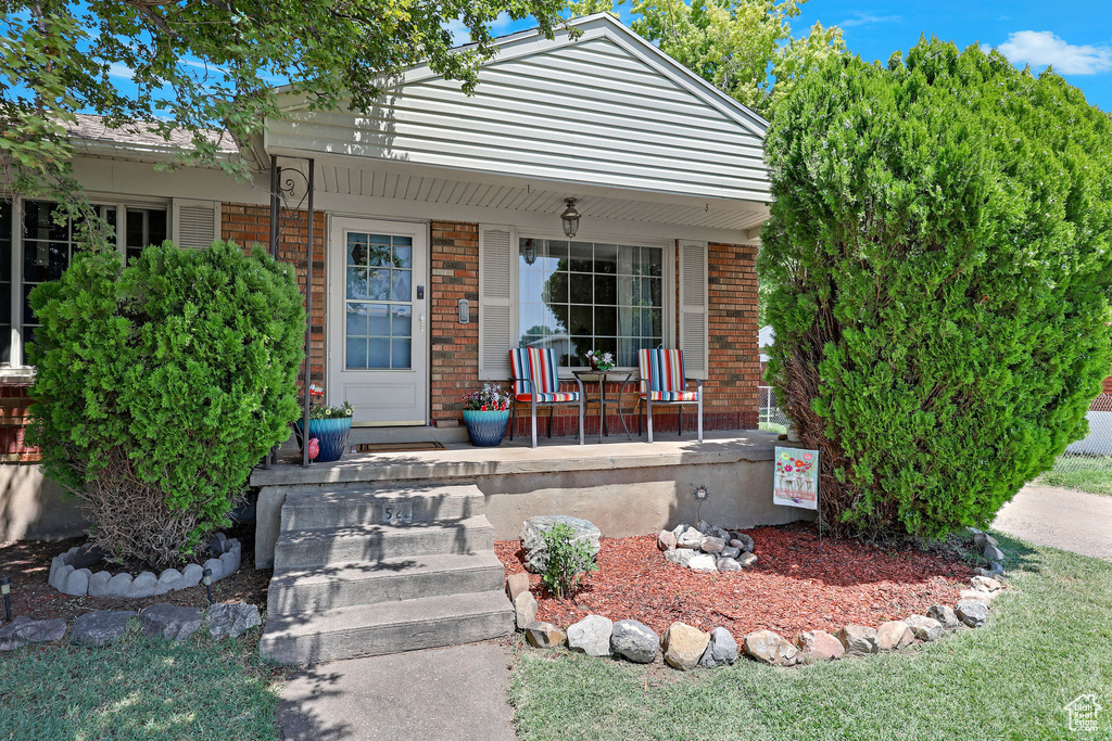 522 E DIANA ST. South Ogden, UT 84403