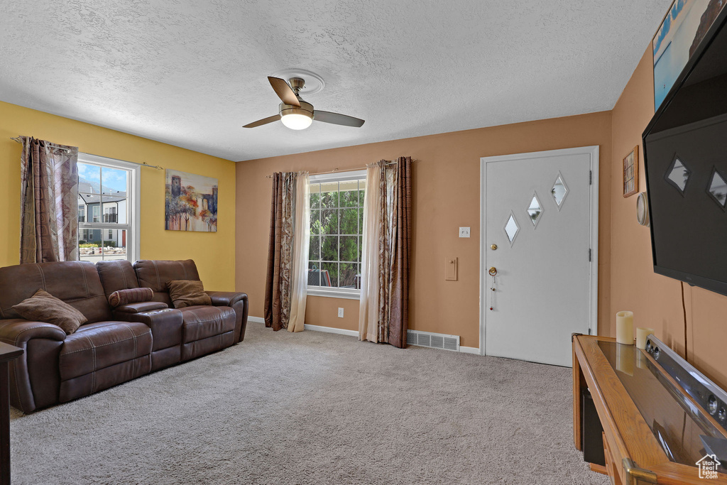 522 E DIANA ST. South Ogden, UT 84403