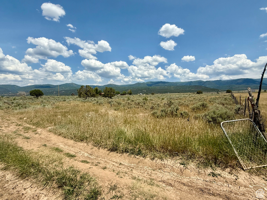 1616 E COVE CREEK RD Mt Pleasant, UT 84647
