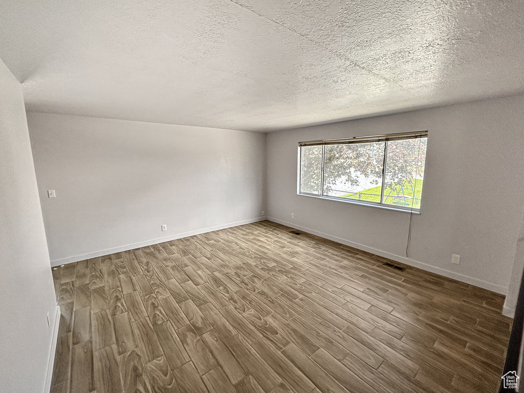 2270 W 5500 S Roy, UT 84067