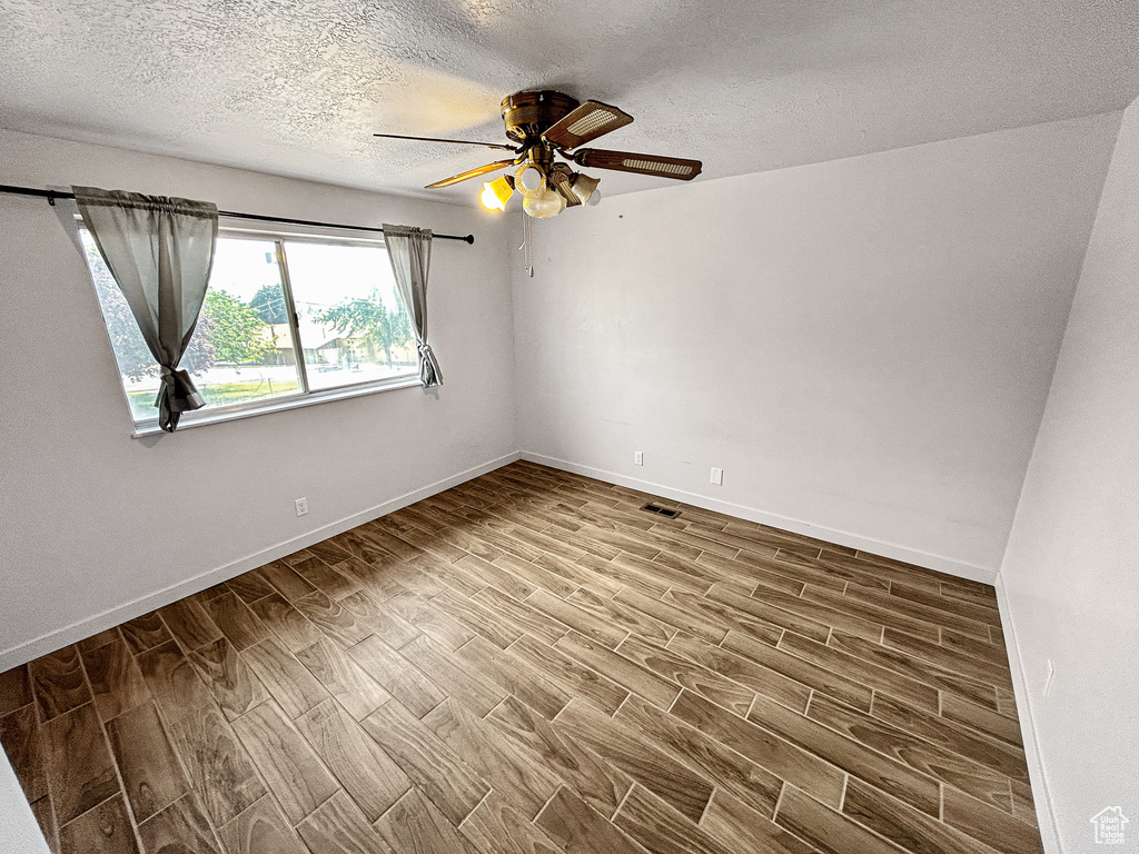 2270 W 5500 S Roy, UT 84067