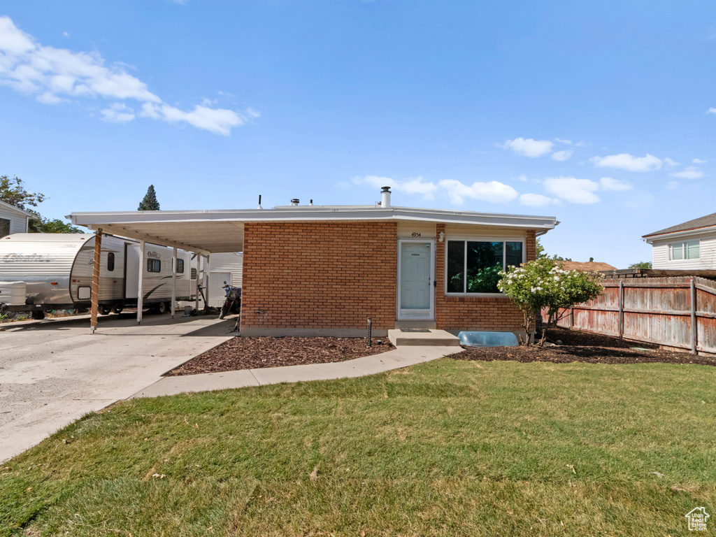 4954 W ELAINE DR West Valley City, UT 84120