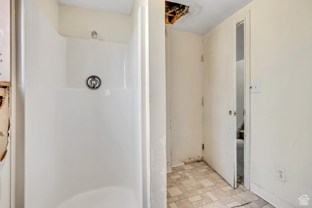 View of full bath