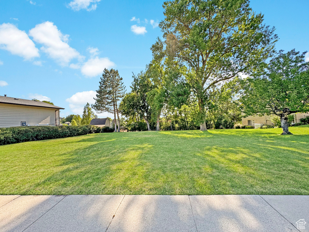 851 N BONITA WAY Centerville, UT 84014