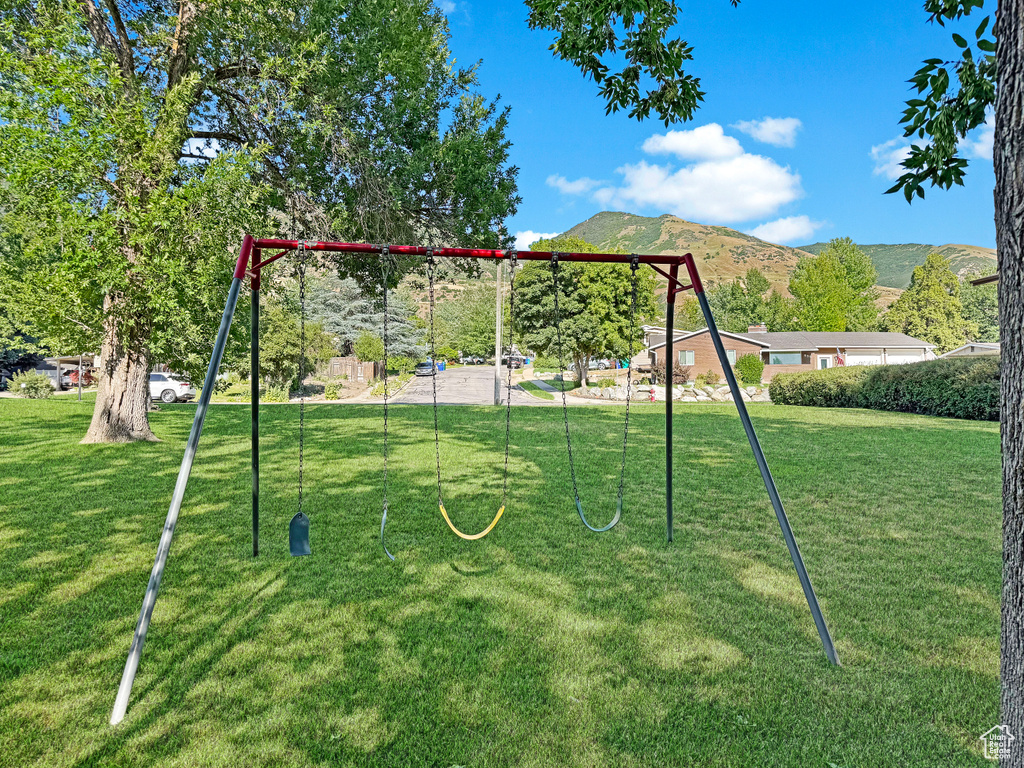 851 N BONITA WAY Centerville, UT 84014
