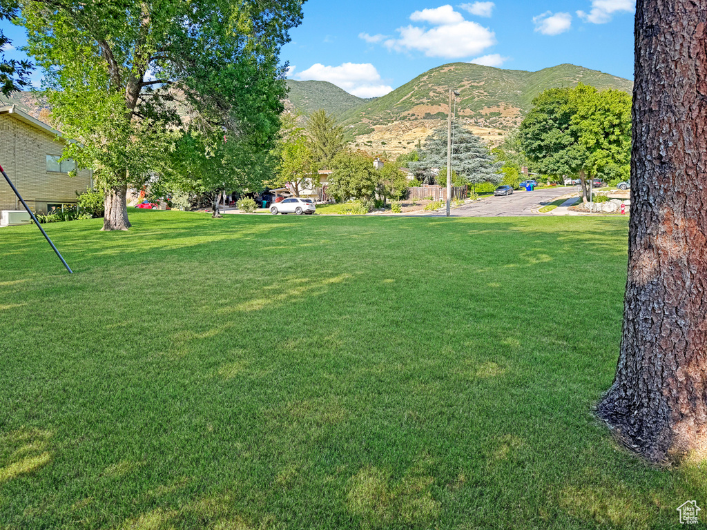 851 N BONITA WAY Centerville, UT 84014