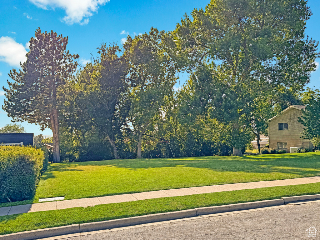 851 N BONITA WAY Centerville, UT 84014