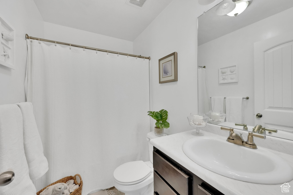 7873 N SANTA CLARA DR Eagle Mountain, UT 84005
