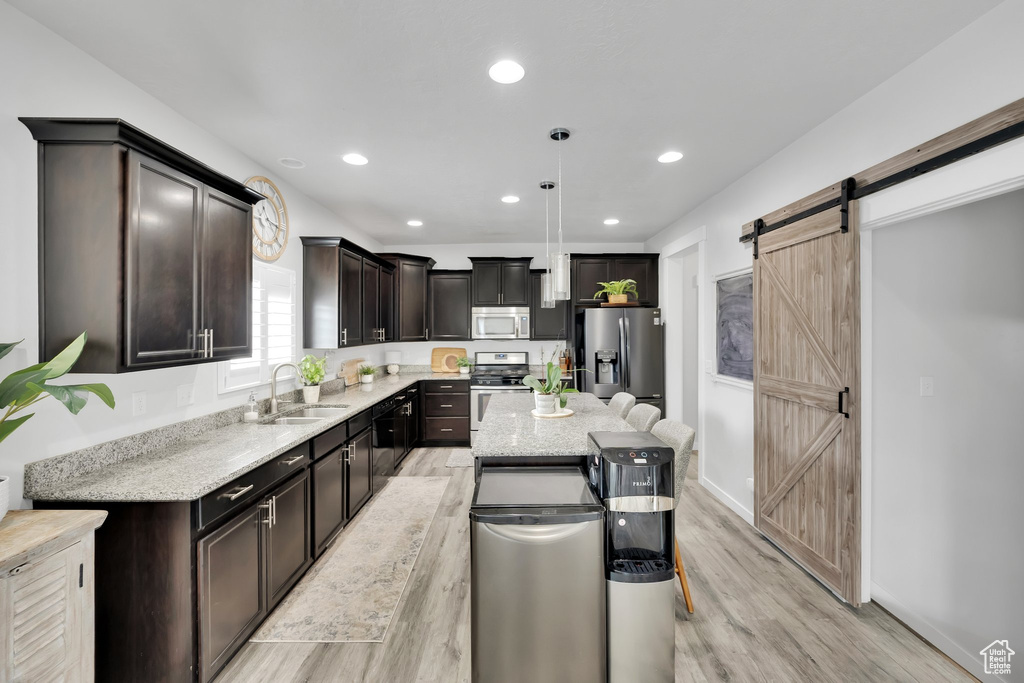 7873 N SANTA CLARA DR Eagle Mountain, UT 84005