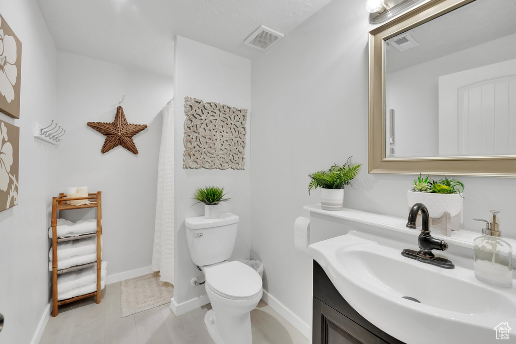 7873 N SANTA CLARA DR Eagle Mountain, UT 84005