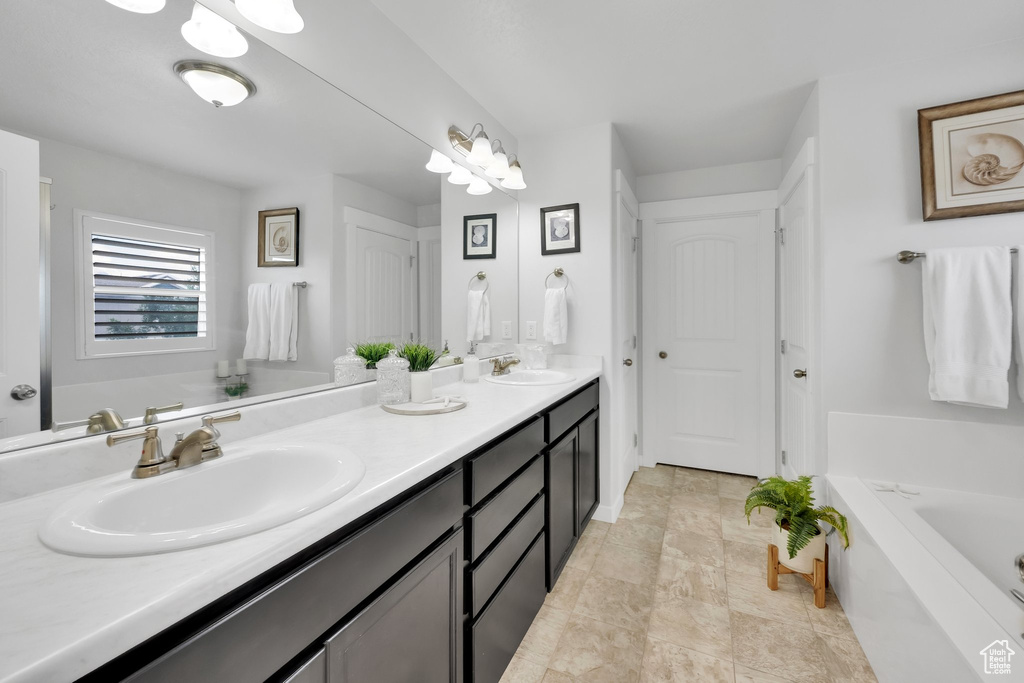 7873 N SANTA CLARA DR Eagle Mountain, UT 84005