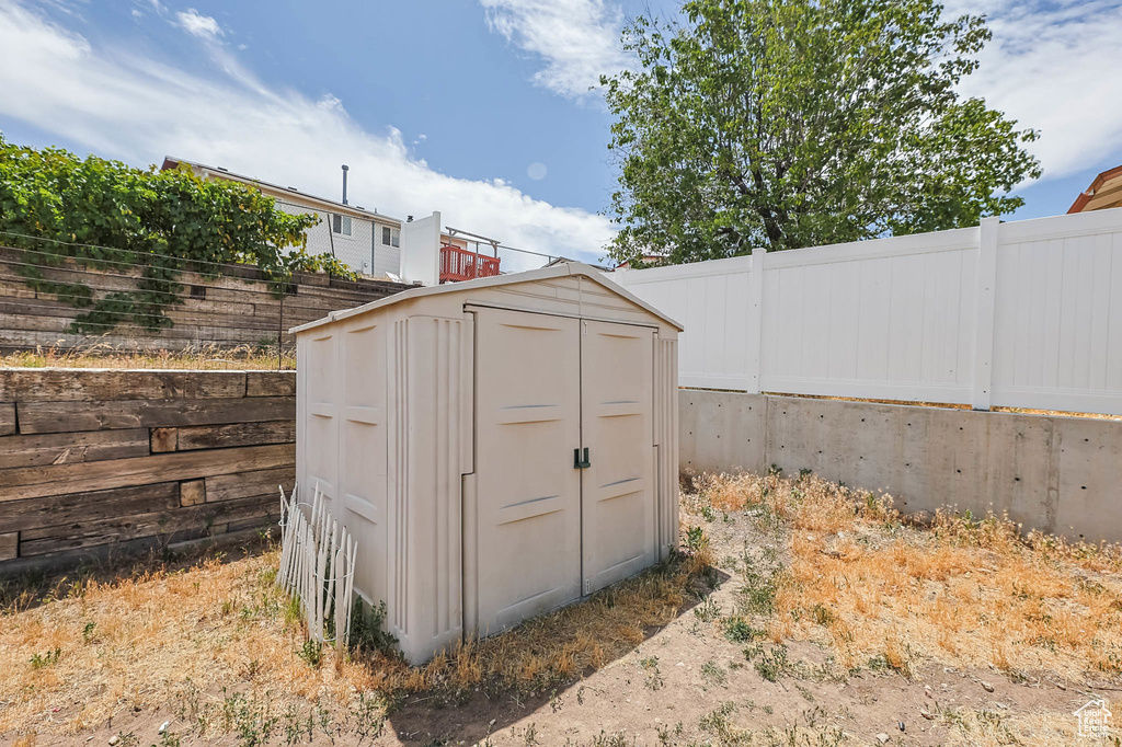 5327 W MOUNTAIN MEN DR. Salt Lake City, UT 84118