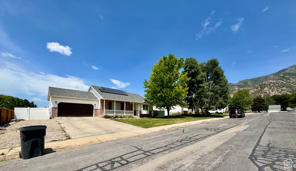 521 E 550 S Santaquin, UT 84655