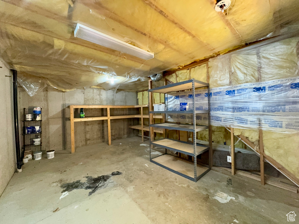 521 E 550 S Santaquin, UT 84655