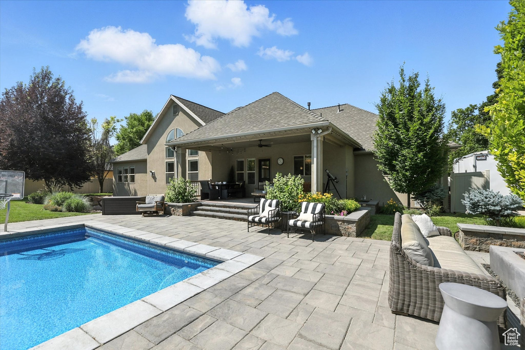 89 COUNTRY CIR Kaysville, UT 84037