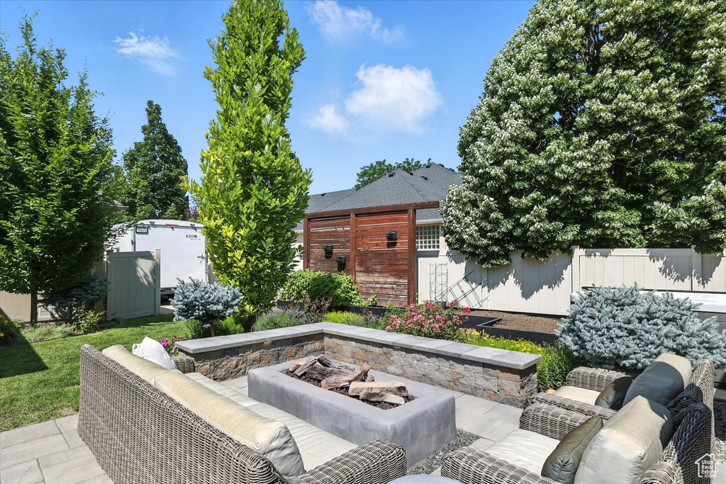 89 COUNTRY CIR Kaysville, UT 84037