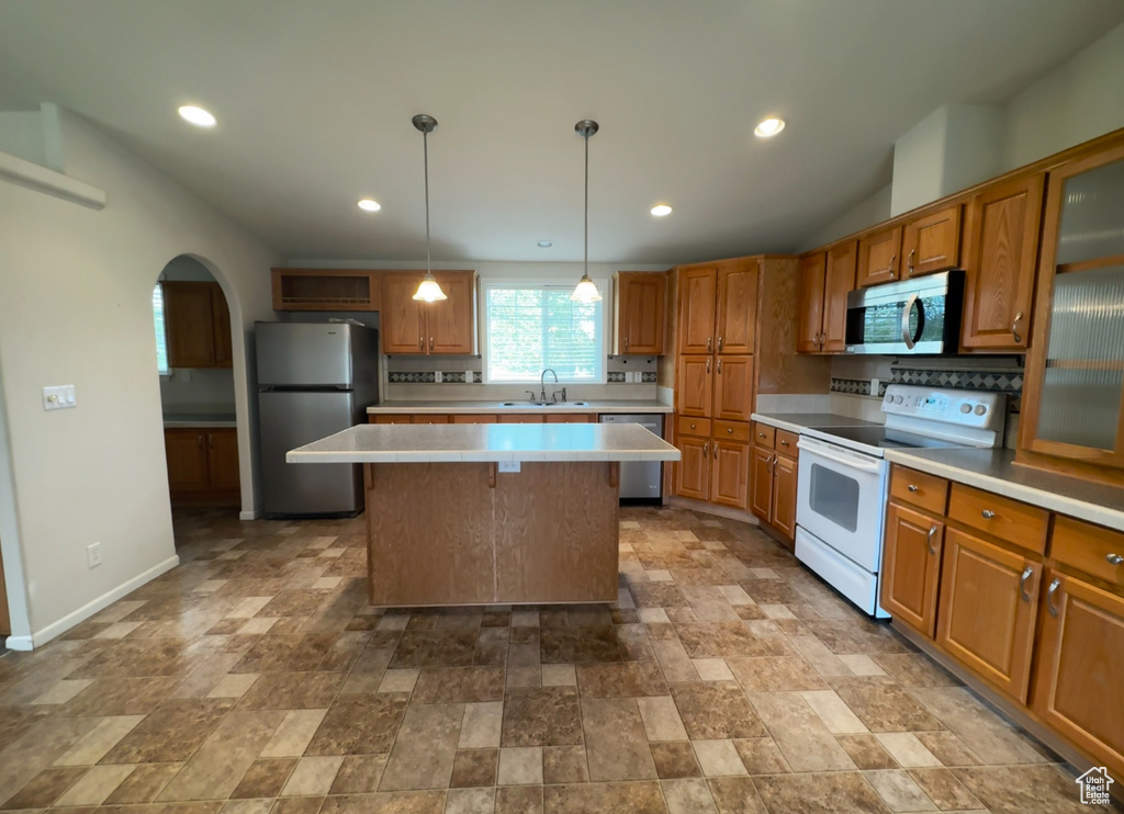 390 W DURFEE Grantsville, UT 84029