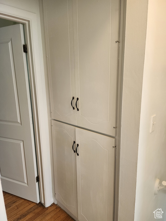 Detailed view of wood finished floors