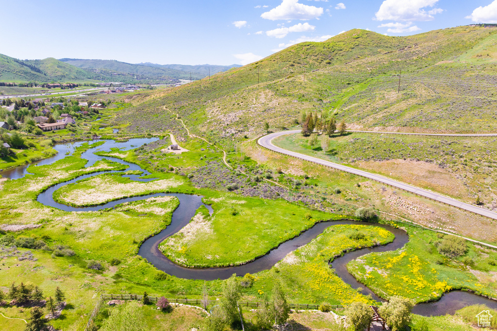 Bird's eye view of a water and mountain view