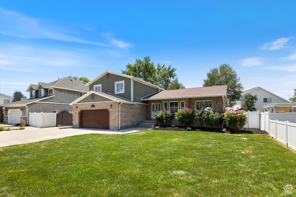 5760 S SURREYRUN RD Murray, UT 84107