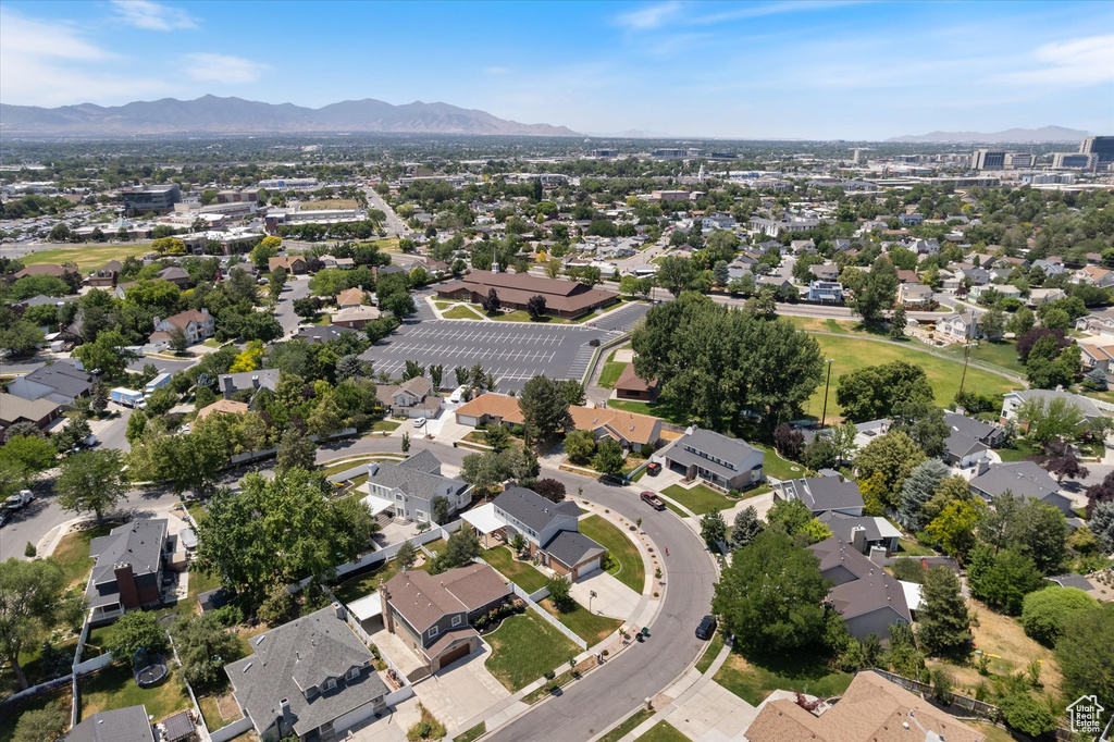 5760 S SURREYRUN RD Murray, UT 84107