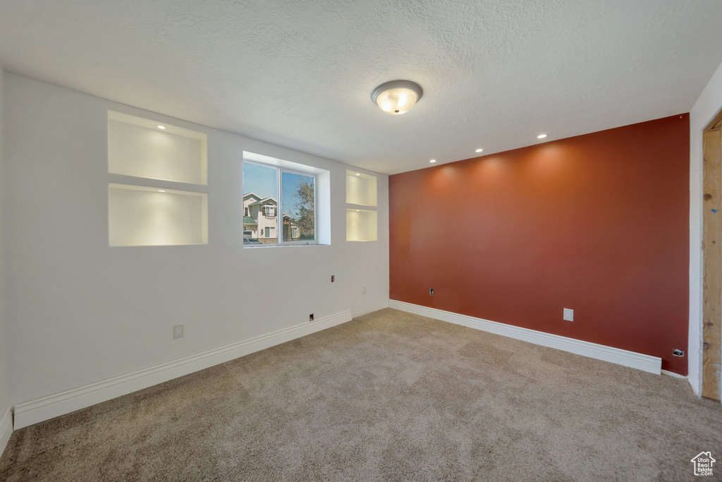 201 E 660 S Willard, UT 84340