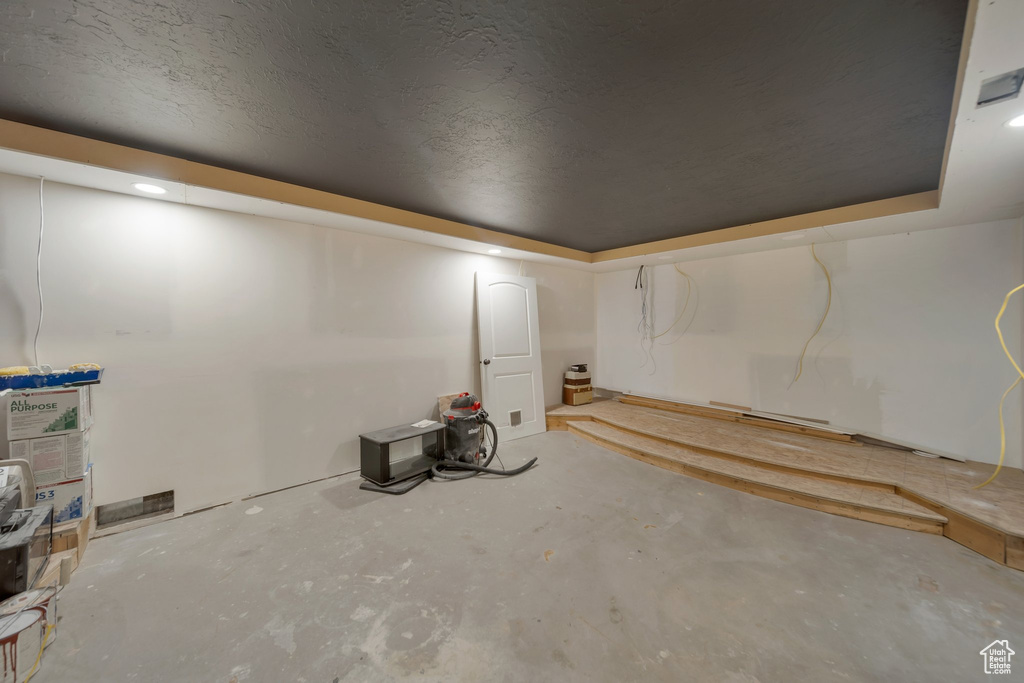 201 E 660 S Willard, UT 84340