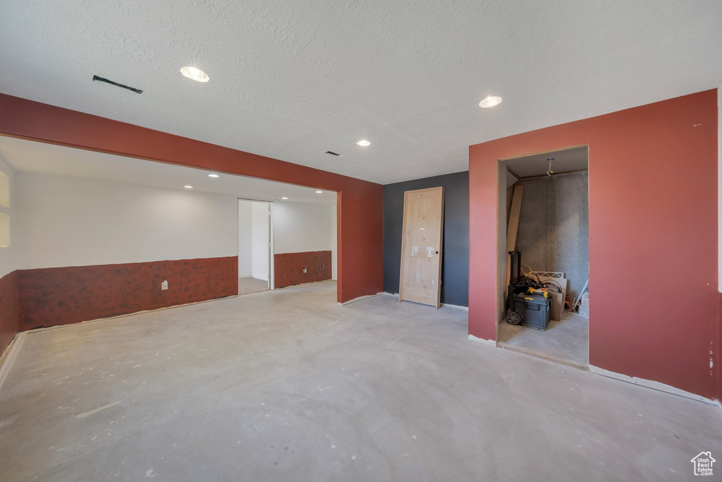 201 E 660 S Willard, UT 84340