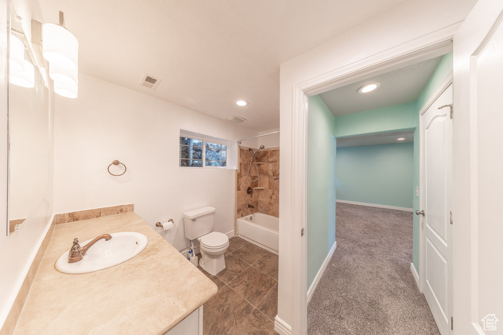 1320 E CANBERRA DR Lindon, UT 84042