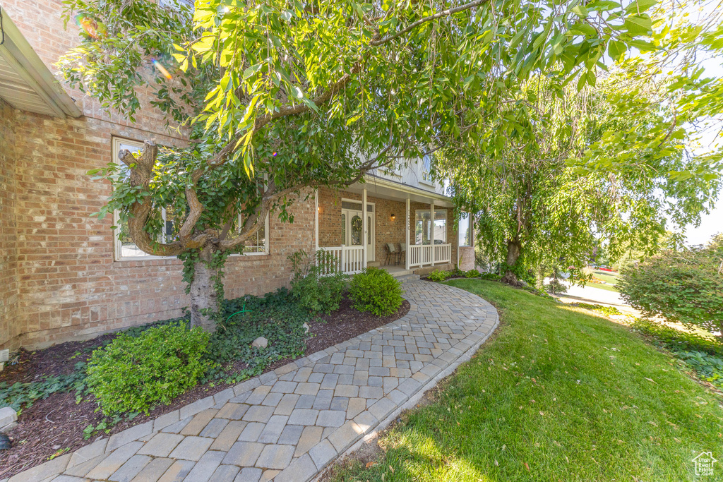 1320 E CANBERRA DR Lindon, UT 84042