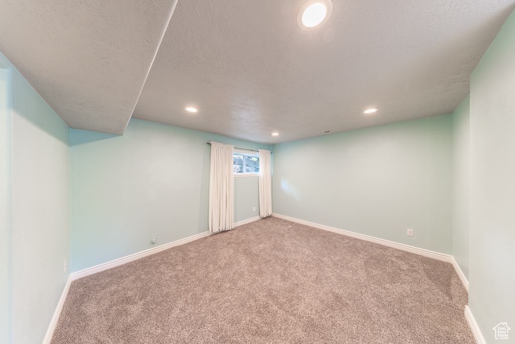 1320 E CANBERRA DR Lindon, UT 84042