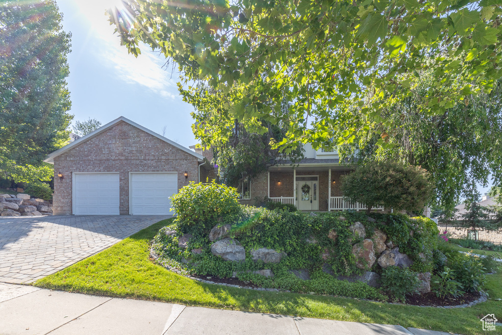 1320 E CANBERRA DR Lindon, UT 84042