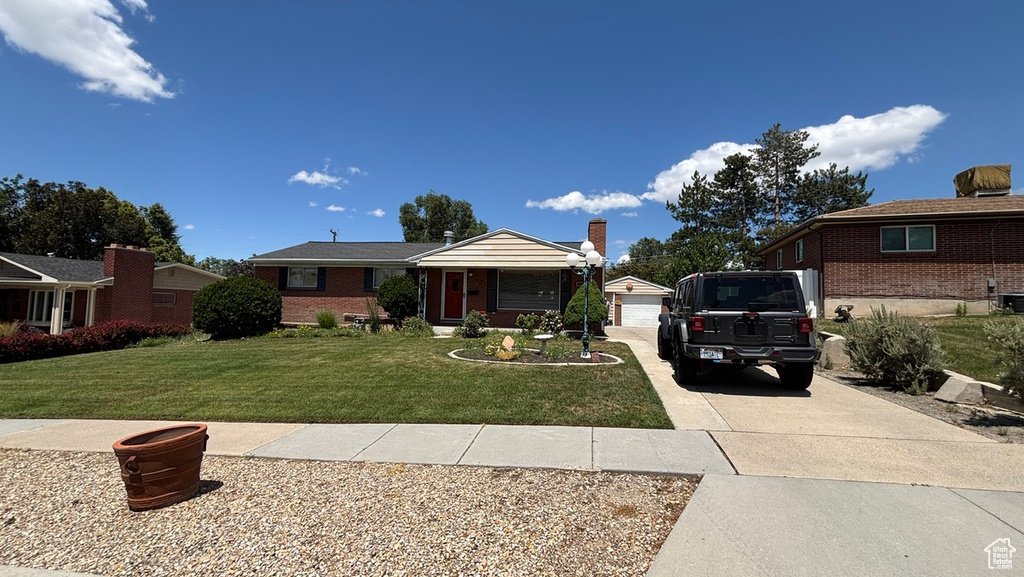 329 E SAUNDERS ST Murray, UT 84107