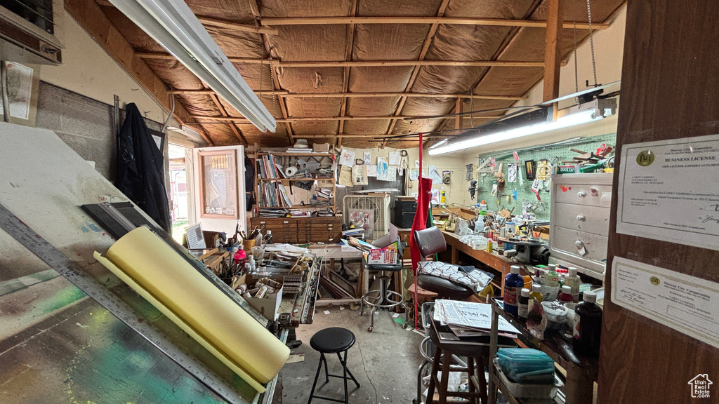 329 E SAUNDERS ST Murray, UT 84107