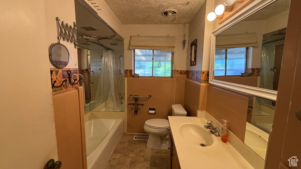 329 E SAUNDERS ST Murray, UT 84107