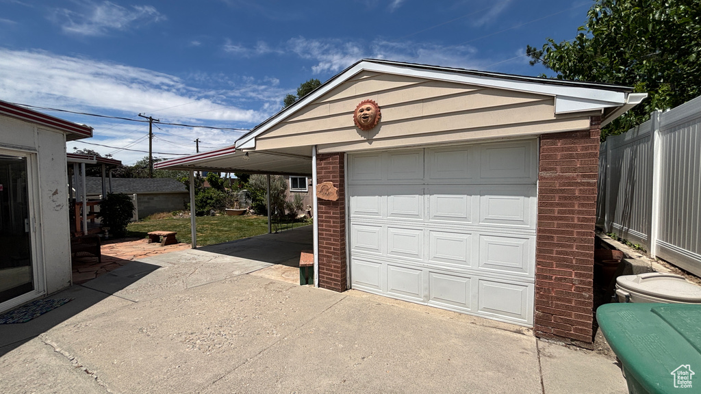 329 E SAUNDERS ST Murray, UT 84107