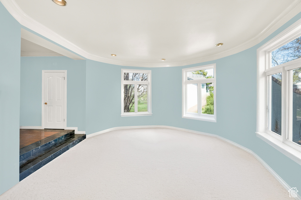 2058 E OAK MANOR DR Sandy, UT 84092