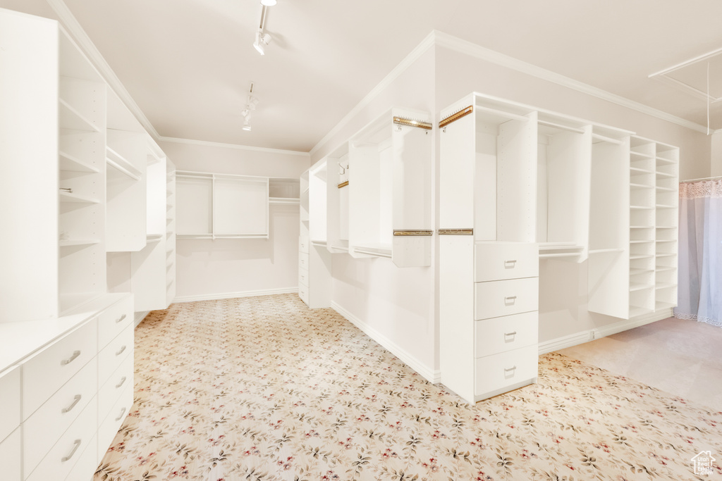 2058 E OAK MANOR DR Sandy, UT 84092
