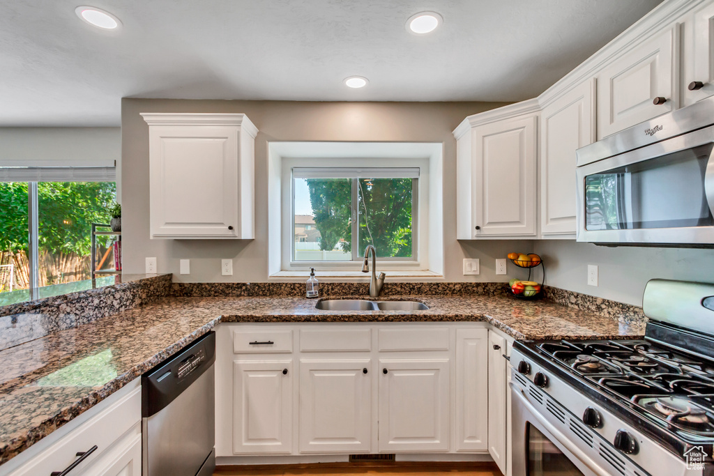 188 E BROOKSHIRE DR Saratoga Springs, UT 84045