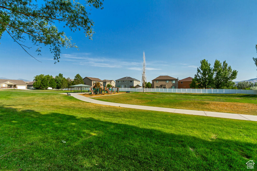 188 E BROOKSHIRE DR Saratoga Springs, UT 84045