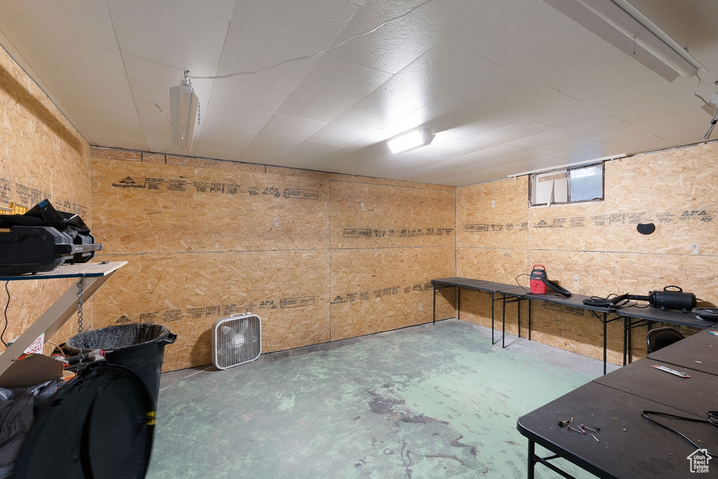 Miscellaneous room with concrete floors