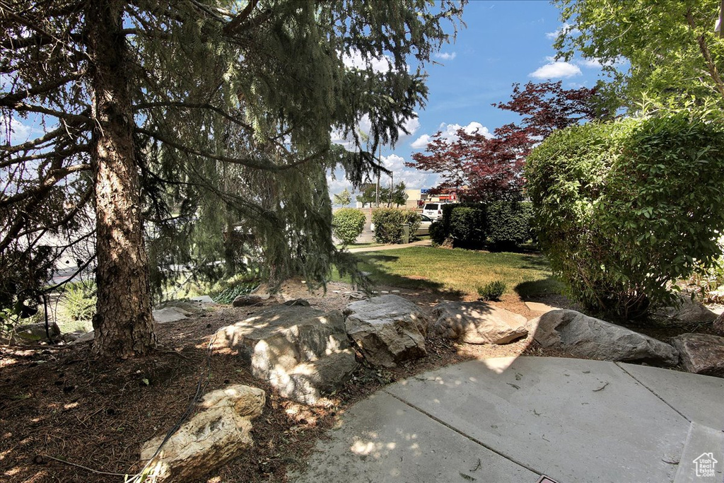 609 E CLEARWATER DR Layton, UT 84041